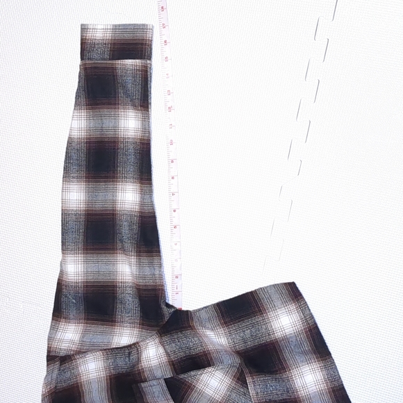 🎯FOREVER 21 BOXY CROPPED SHIRT - Picture 7 of 8